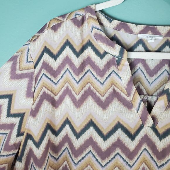 Maurices Womens Atwood Chevron 3/4 sleeve Popover V-Neck Blouse Top Size 3X - Picture 4 of 7